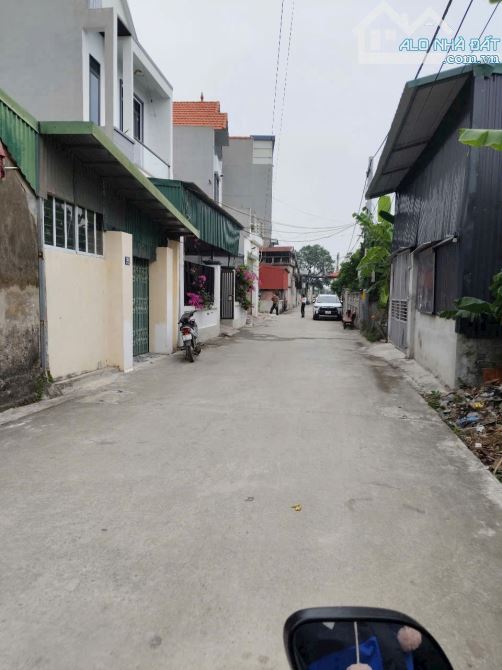 65m lô góc siêu đẹp tiềm năng 👉 chương dương -thường tín - 2