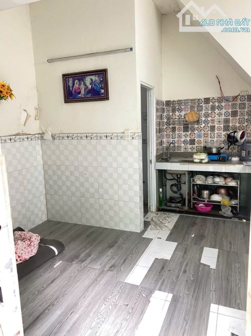 NHÀ NHỎ CHƯA ĐẾN 2TỶ–HẺM XE HƠI ĐẾN SÁT CỬA–2PN / 2WC – CHỈ 1.99TỶ - 2