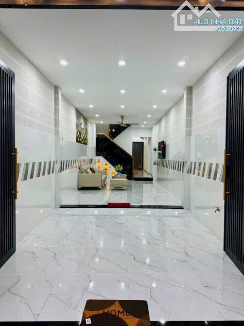Siêu phẩm vị trí đẹp Bùi Quang Là - xe hơi để trong nhà - gần 70m2 - 3PN - full nội thất - 2