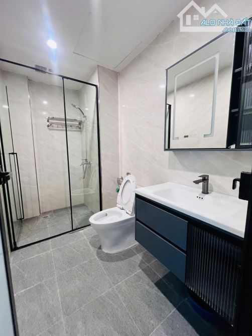 🎉🌹BÁN TÒA VĂN PHÒNG V.I.P CẦU GIẤY-ÔTÔ TRÁNH-MỚI ĐẸP LUNG LINH-Nguyễn Khang 73m x 9Tầng - 2