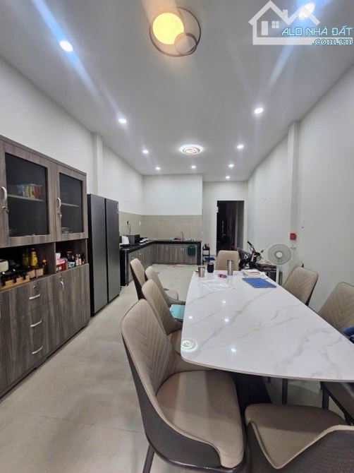 🔥Nhà 3 tầng, đường LÊ ĐỨC THỌ phường 15, Q GÒ VẤP , DT 97m2 (4x24) 💵 9,68tỷ. - 2