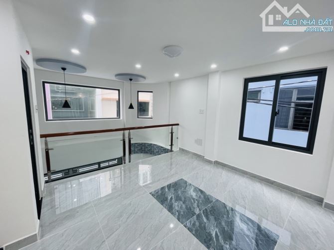 BÁN GẤP! NHÀ LÔ GÓC 56M² - LÊ VĂN SỸ, QUẬN 3 CHỈ 8.XX TỶ! 🔥 - 2