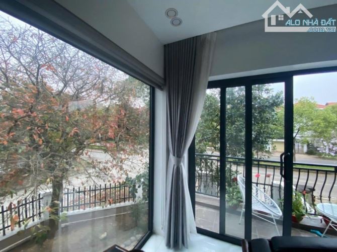 BIỆT THỰ VIP MẶT ĐƯỜNG 50M - LÔ GÓC - 3 Mặt THOÁNG  - NỘI THẤT CỰC XỊN - Ở ĐẲNG CẤP - 2