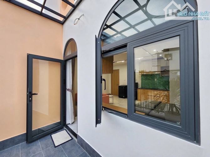 Studio ban công ngay cạnh Phú Mỹ Hưng Quận 7 - 2