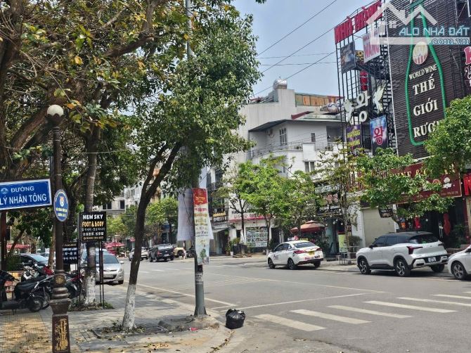 cần bán nhà 4 tầng lô góc vị trí Kinh Doanh sầm uất Ngọc hân giao Lý Nhân Tông - 2