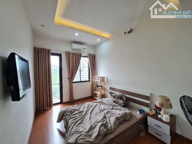 GIÁP NHỊ - BỜ SÔNG SÉT 68M – LÔ GÓC 2 THOÁNG – OTO VÀO NHÀ – KINH DOANH – VIEW HỒ - 2