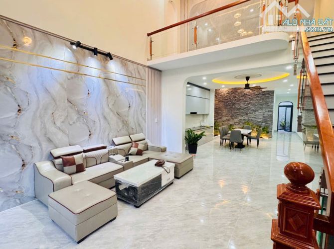 BÁN NHÀ 1 T 1 L - 100M2 HIỆN ĐẠI - CHỢ QUANG THẮNG, TRẢNG DÀI, BIÊN HÒA. GIÁ: 2 TỶ 480 - 2