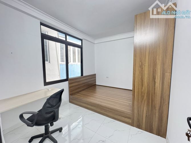 TRẦN KHÁT CHÂN, QUẬN HAI BÀ TRƯNG, 45M2,4 TẦNG AN SINH ĐỈNH GẦN ĐƯỜNG Ô TÔ. - 2