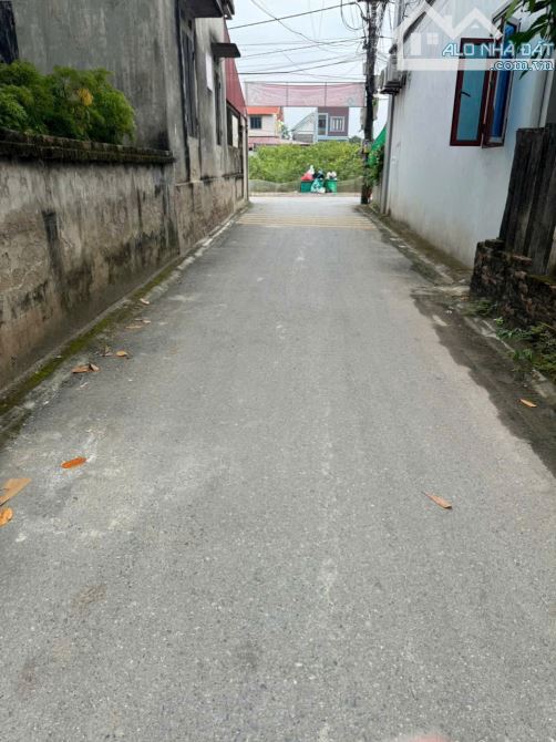 BÁN NHÀ ĐÔNG DƯ - GIA LÂM - 35M - 4TẦNG - Hơn 3 tỷ - GẦN CẦU THANH TRÌ - 2