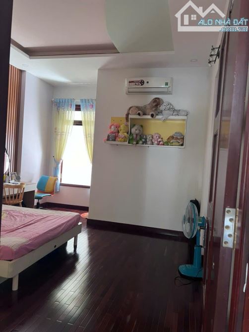 Nhà Mặt Tiền Lê Đại Hành- 3 Mê Khu Phố cổ TP BMT - DT:4,2*18m - GIÁ:9,5 TỶ - 2