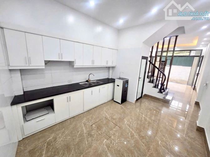 NHÀ MỚI  DI trạch–  KIM TRUNG HOÀI ĐỨC HÀ NỘI THIẾT KẾ HIỆN ĐẠI  DIỆN TÍCH 37M2 5 TẦNG - 2