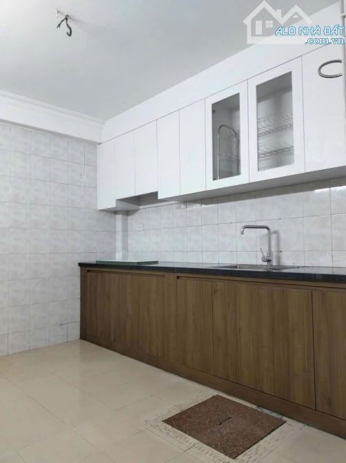 Cho thuê nhà nguyên căn ngõ 109 Trường Chinh, 45m2 x 5 tầng,  24 triệu - 2