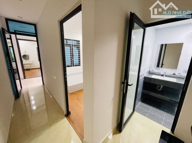 Nhà gần phố. 36m. 4 tầng. 7,35 tỷ.Full nội thất đẹp long lanh. Nghĩa Đô. Cầu giấy. Hiếm. - 2