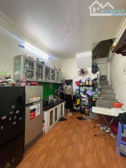 Bán nhà 5 tầng Yên Lãng Đống Đa, vị trí đẹp,ngõ rộng thoáng, quy hoạch ổn định, giá 3.9 tỷ - 2