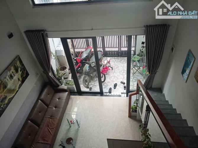 Bán nhà khu phân lô Ngô Chí Quốc, 52m², HXH, sổ hồng chuẩn - 2