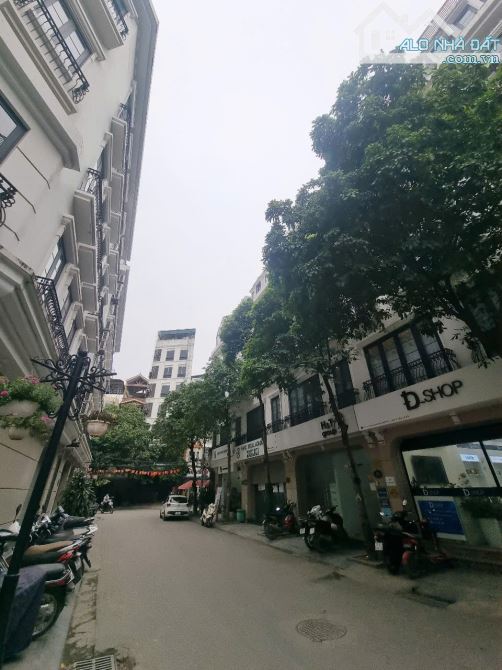 ❤️CHO THUÊ NHÀ Trần Văn Lai, DT 72m, 5 tầng, MT 5m, THÔNG SÀN, THANG MÁY, 60tr/tháng - 2