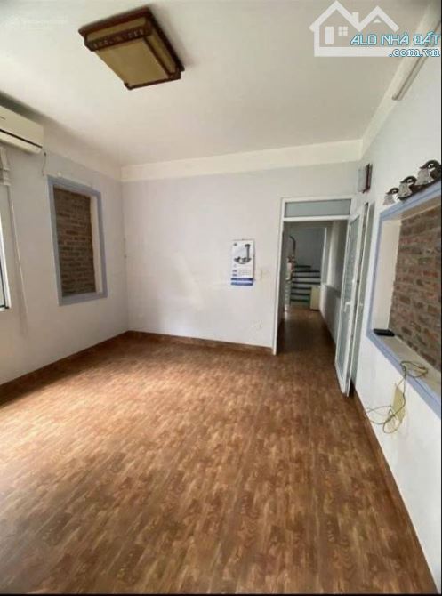Cho thuê nhà Ngõ Quỳnh, HBT 60m2 x 3 tầng, 3 ngủ, 8 triệu/th vào ở ngay - 2