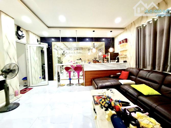 🏡 BIỆT THỰ PHỐ - MẶT TIỀN view công viên Bông Sao, Q.8 giá 2️⃣4️⃣.5️⃣ tỷ còn TL! - 2