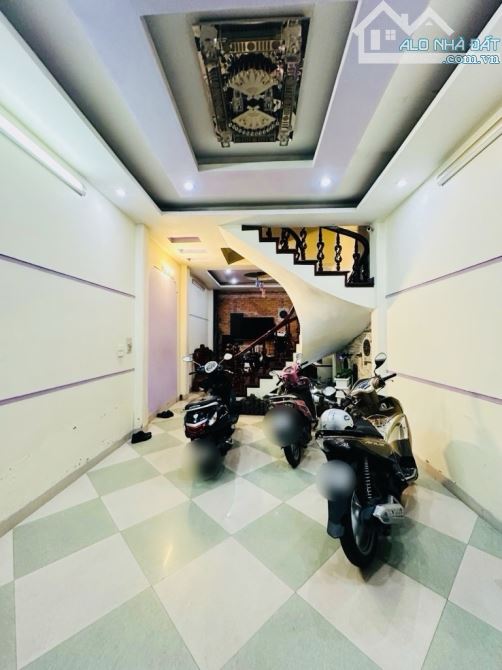 PHAN VĂN TRƯỜNG 18,9TỶ 5T 𝐒𝐈Ê𝐔 𝐏𝐇Ẩ𝐌 𝐏𝐇Â𝐍 𝐋Ô-GARA 𝐎𝐓𝐎 VỈA HÈ RỘNG KINH DOANH - 2