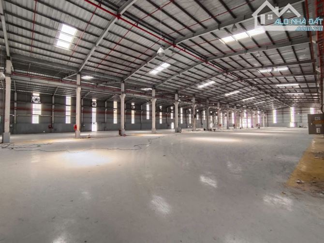 Kho xưởng trong TRƯỜNG THẠNH THỦ ĐỨC, tổng 18.000m2, cho thuê lẻ 2300m2, 3000m2 - 3
