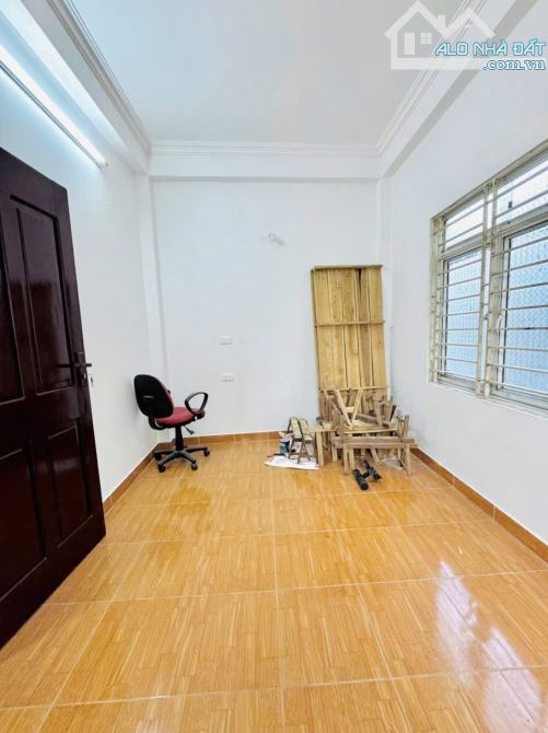 Bán nhà Phùng Khoang Lô góc 36m, 6 tầng, 11 phòng: 8.5 tỷ - 10