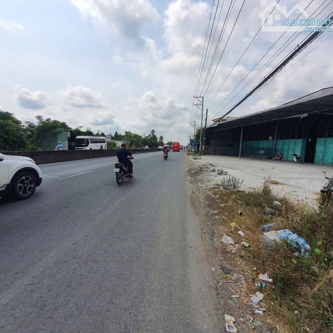 Cần bán kho 8000m2 mặt tiền Quốc 1A gần KCN Tân Phú thận gần trường ĐH võ trường toản - 3