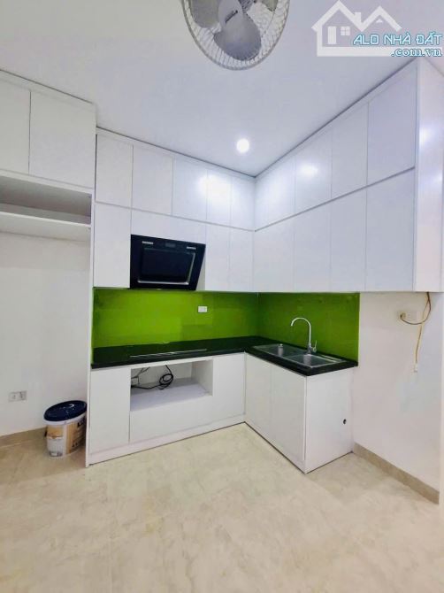 NHÀ MỚI FULL NỘI THẤT Phố Việt Hưng-Long Biên 38m2 5 tầng 6 tỷ1 - 3