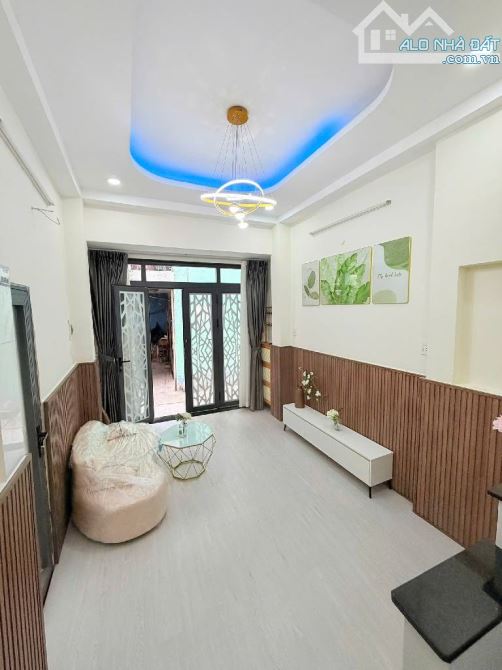 Bán nhà Tân Bình 3 tầng hẻm Lạc Long Quân 25m2 chỉ 3.85 tỷ - 3