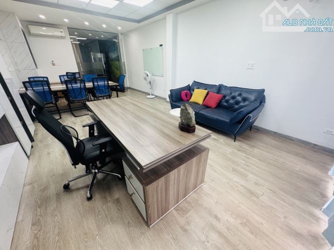 🏡Siêu phẩm nhà phố Ngã Tư Ga quận 12- 3 tầng- 80m2 (4,5x18)- Hẻm Xe Hơi tránh- chỉ 6 đồng - 3
