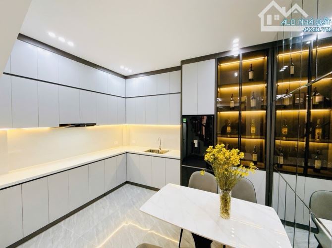 ‼️Phải Nhanh Xuân Thuỷ Cầu Giấy 46m-5 Tầng , Sát Phố 30m Ô Tô Tránh , Cạnh Công Viên - 3