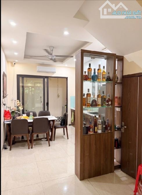ĐẤT VUÔNG VẮN – Ô TÔ TRÁNH – NGÕ THÔNG –DT: 55M_ MT:4M  GIÁ CHỈ 15 TỶ – KIẾN HƯNG _HÀ ĐÔNG - 3
