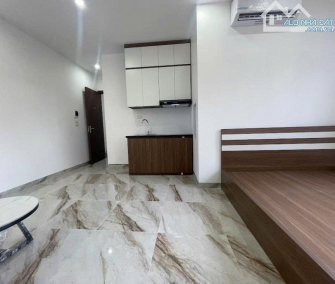 Cho Thuê CCMN 142 Giáp Bát 25-30m2 Studio Cửa Sổ Thang Máy Giặt Sấy Chung Full Đồ Gần Chợ - 3