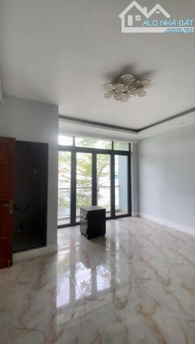 BIỆT THỰ ĐÔNG HƯNG THUẬN, Q12_NGANG 8M_128M2_HẺM XE TẢI TRÁNH NHAU_GẦN TRƯỜNG CHINH_74TR/M - 3