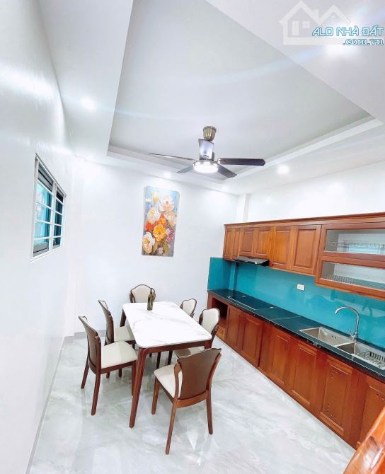 Nhà liền kề Tân Phong - Thụy Phương, 42m2, 5 tầng mới tinh, ô tô 7 chỗ đỗ cửa, ngõ thông - 3