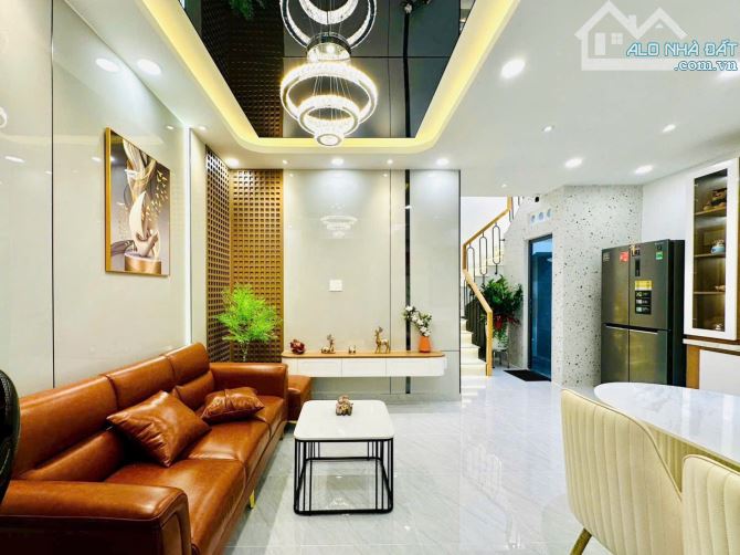 KHU VIP SÁT PHAN XÍCH LONG, 2 MẶT HẺM CHỈ 5.x TỶ - 3