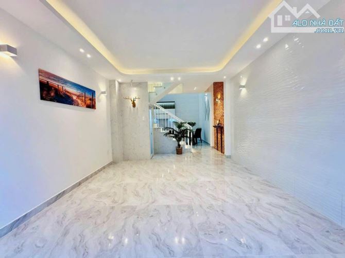Hàng mới chưa tới 3 tỷ. Nhà 60m² Ni Sư Huỳnh Liên xây 5 tầng. Hẻm oto thoáng, sổ riêng - 3