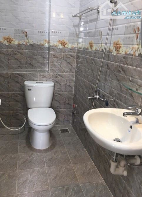 nhà 7x20m,2L,10pn,11wc có nội thất khu tên lửa - 3