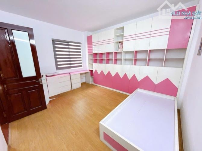 Thịnh Quang, Đống Đa, 31m2, nhà mới sẵn ở, sẵn sổ đỏ, 7,75tỷ - 3