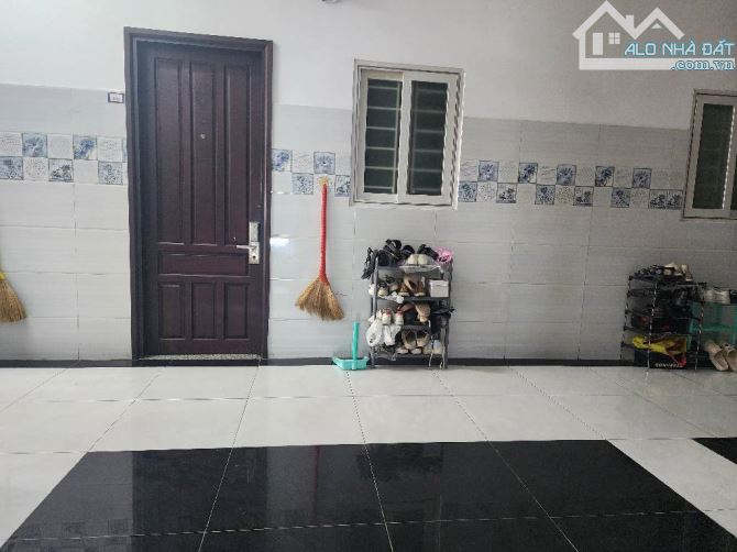 CHDV VƯỜN LÀI- TÂN PHÚ- DTSD:955m2- THUÊ KHOÁN 90TR/THÁNG-CHAO 21,5 TỶ TL - 3
