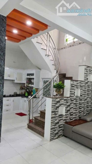 🏡TÂN PHÚ - P. HOÀ THẠNH  - GẦN KHU LUỸ BÁN BÍCH - NỞ HẬU - 6.X TỶ - 3