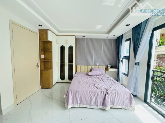 QUẬN 1 - HẺM XE HƠI 7 CHỖ - NGÔ ĐỨC KẾ - NHÀ MỚI 4 TẦNG FULL NỘI THẤT - TDTD:110M2 - 3
