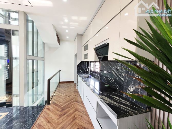 6 tầng thang máy xây mới Nguyễn Văn Cừ, 20m ra Phố, 45m2 sổ x mtiền 8m,full đồ.Giá 11.6 tỷ - 3