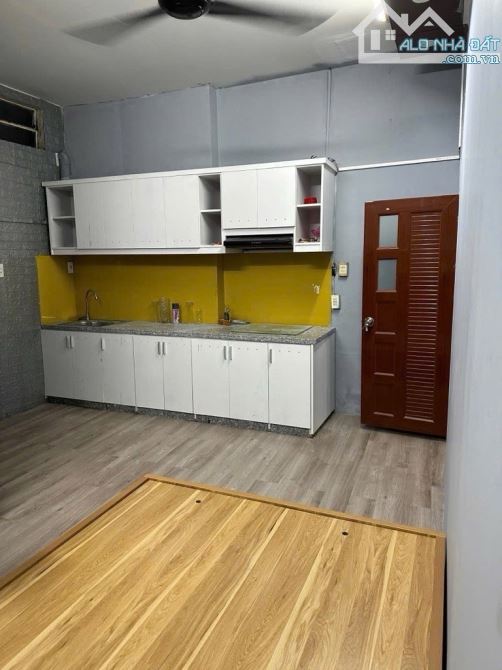 DÒNG TIỀN 25TR/ THÁNG -  CHDV - HOÀNG HOA THÁM, BÌNH THẠNH - 3 TẦNG BTCT - CHỈ 7 t.ỷ - 3