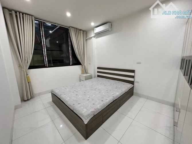 BÁN NHÀ PHỐ THẠCH BÀN LONG BIÊN 5.4 TỶ 35m 5 TẦNG, MT 4m Ô TÔ KINH DOANH - 3