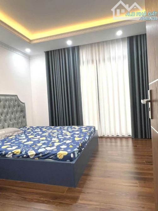 BÁN NHÀ LÔ GÓC, NGÕ THÔNG THẠCH BÀN LONG BIÊN NHỈNH 6 TỶ 45m 4 TẦNG,MT4m Ô TÔ KINH DOANH - 3