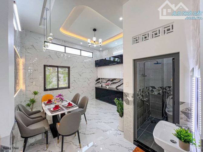 Chủ đầu tư 4 căn nhà xây sẵn ,cần bán lỗ 1 căn để trả vật tư công thợ - 3