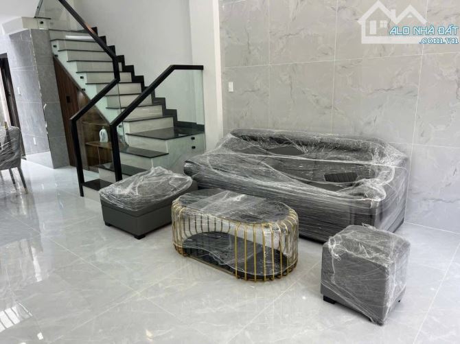 Bán nhà 1 trệt 2 lầu mới NT chưa qua sử dụng 185 Ngô Chí Quốc,Phường Bình Chiểu - 3