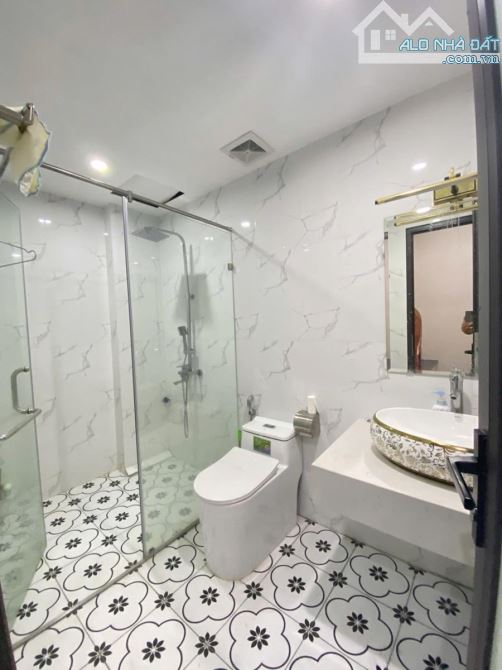 bán nhà phố nguyễn sơn - long biên - nhà đẹp - ô tô thông - 32m2 - 5 tầng - giá 8.68 tỷ . - 3