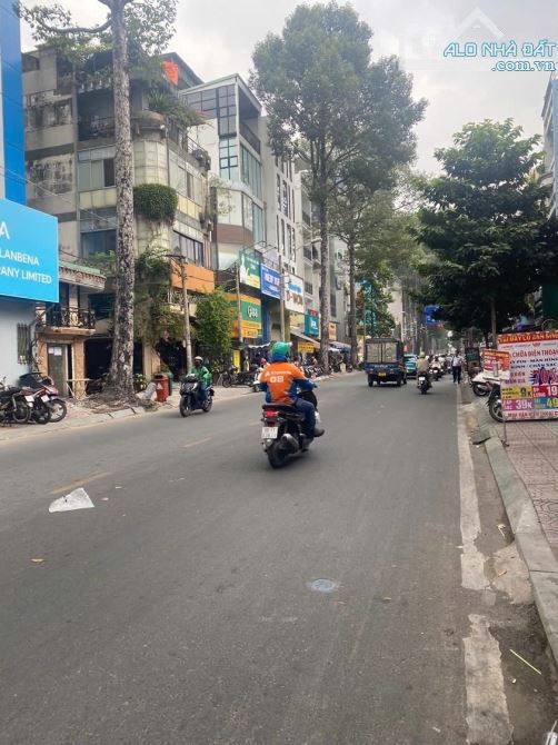 Góc 2 mặt tiền Trần Tuấn Khải, Quận 5, 5x13m, hẻm hông 8m, 3 tầng cho thuê ổn định 23 tỷ - 3