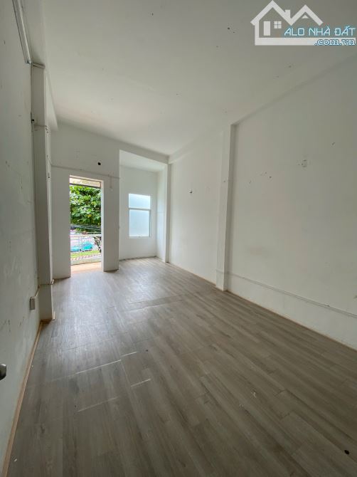 Cho Thuê Nhà Mặt Tiền Nguyễn Hữu Thọ, Hải Châu. DT 65m2. Giá 12 triệu - 3